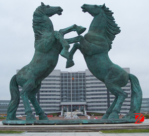 Bronze large horse sculpture